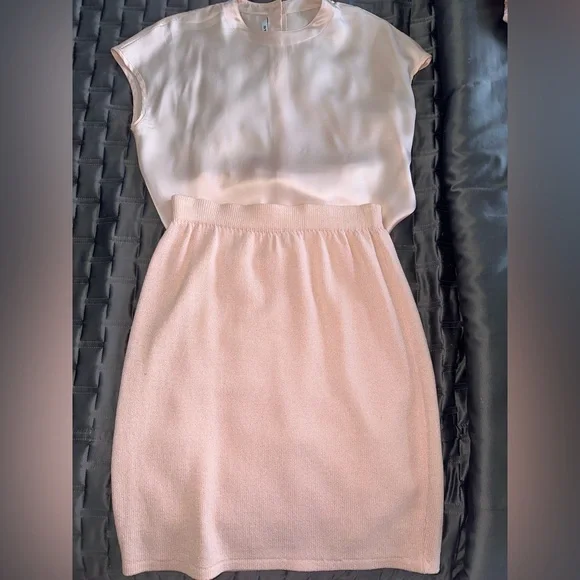 Vintage St John Knit Embroidered Cardigan // Floral Pale Pink Sweater Jacket - Picture 5 of 10